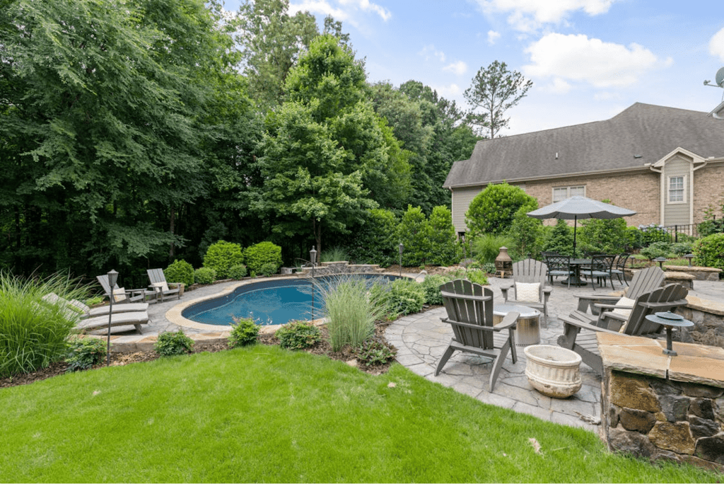 Kentucky Counseling Center | The Psychological Benefits of Creating an Outdoor Sanctuary at Home