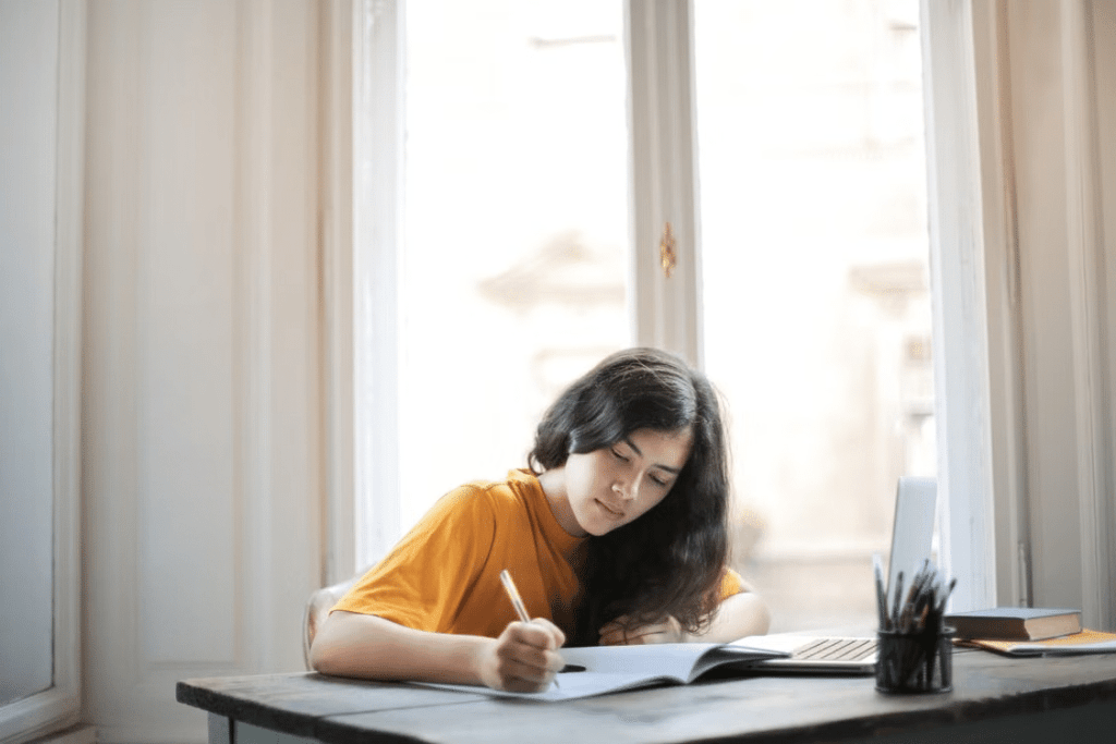 Kentucky Counseling Center | How Small Study Wins Can Build Confidence for Aspiring Healthcare Professionals